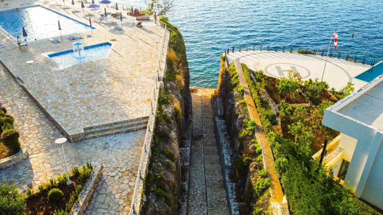 Villa Amos At Aquamarine Residence Vlore Ngoại thất bức ảnh