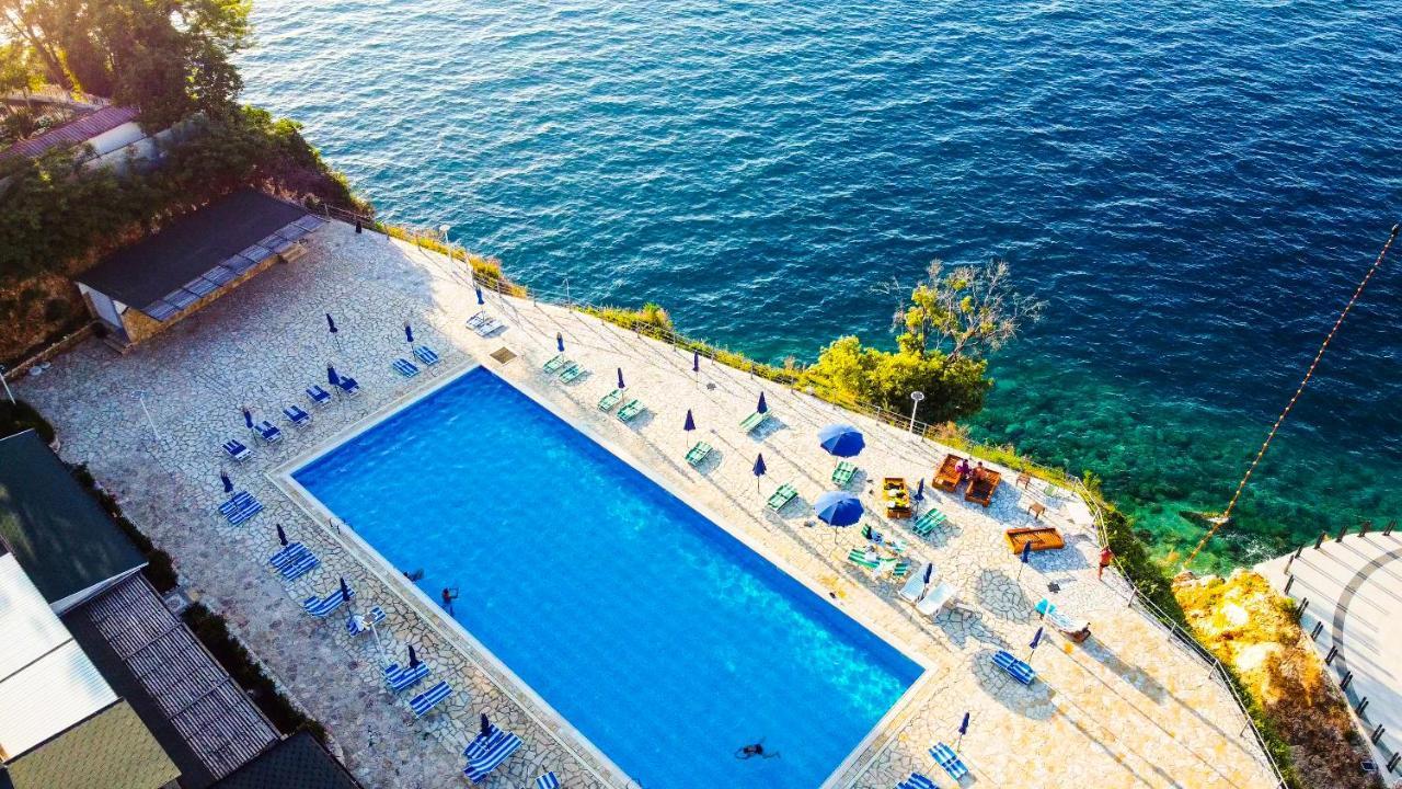 Villa Amos At Aquamarine Residence Vlore Ngoại thất bức ảnh