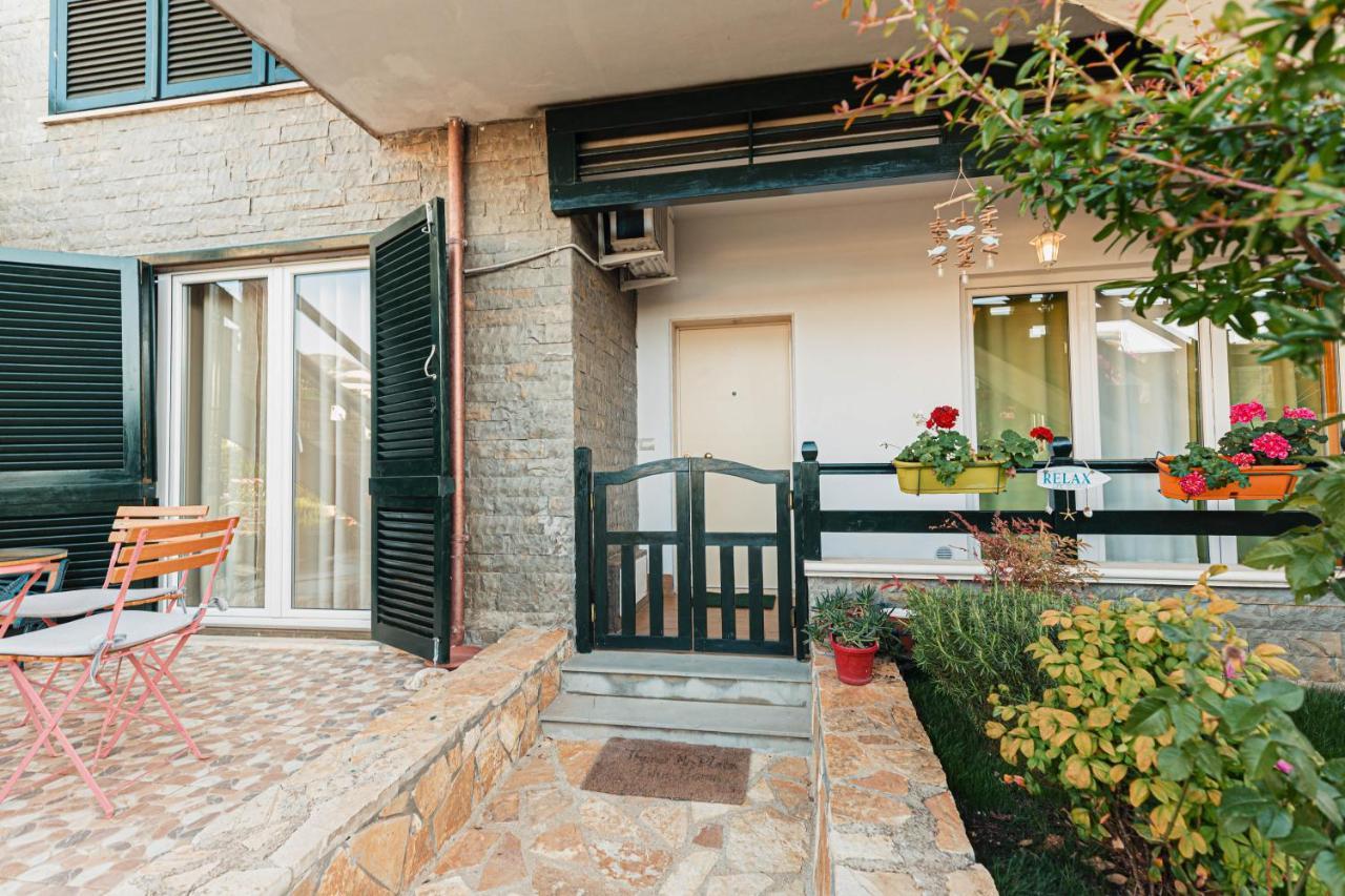 Villa Amos At Aquamarine Residence Vlore Ngoại thất bức ảnh