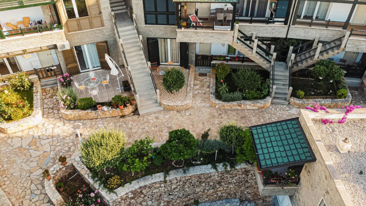 Villa Amos At Aquamarine Residence Vlore Ngoại thất bức ảnh