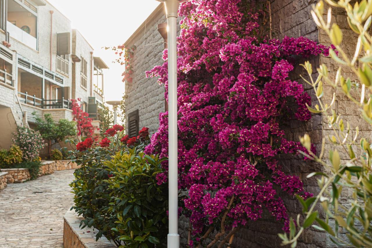 Villa Amos At Aquamarine Residence Vlore Ngoại thất bức ảnh