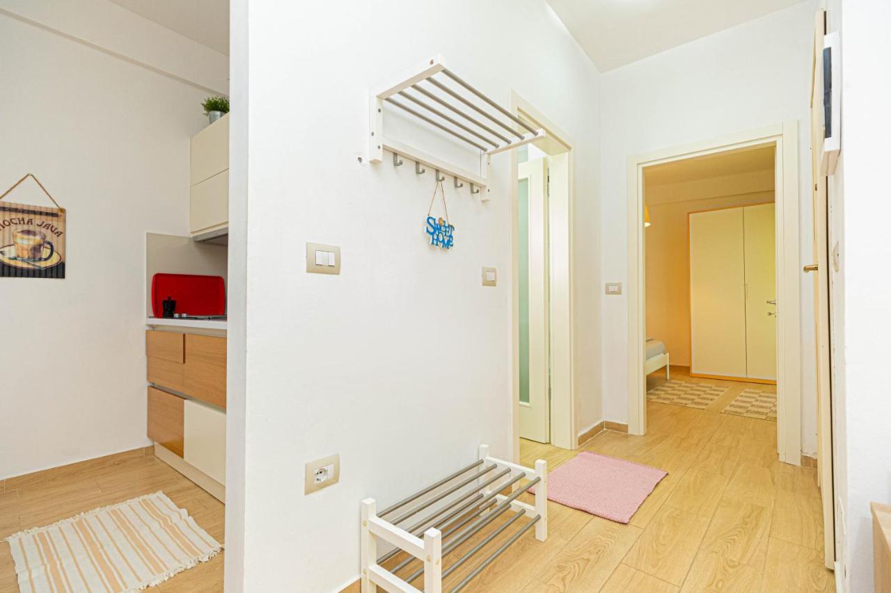 Villa Amos At Aquamarine Residence Vlore Ngoại thất bức ảnh